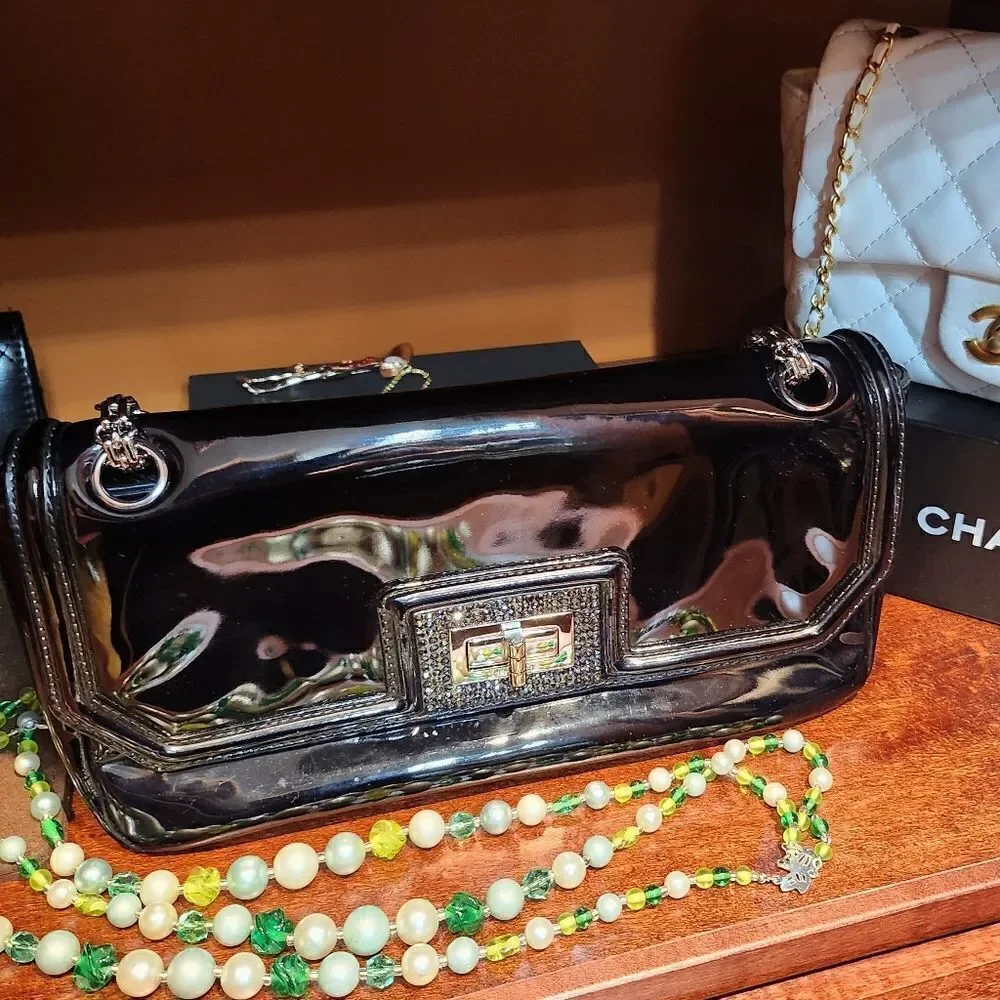 Chanel Black Patent Leather Handbag - Picture 3 of 16